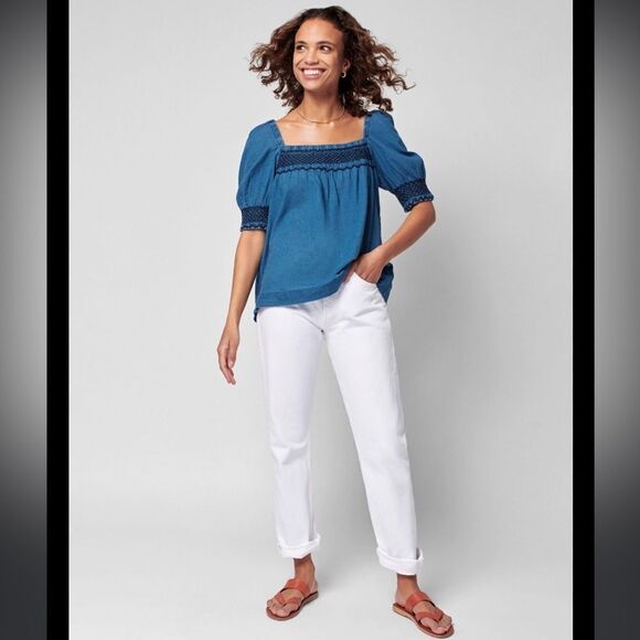 Faherty Organic Presley Embroidered Detail Chambray Top NWT - Picture 2 of 11